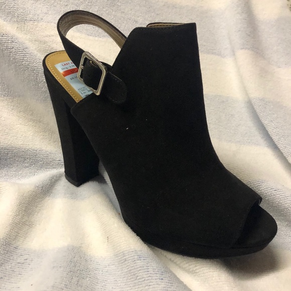 Shoes - Black Sling bootie
